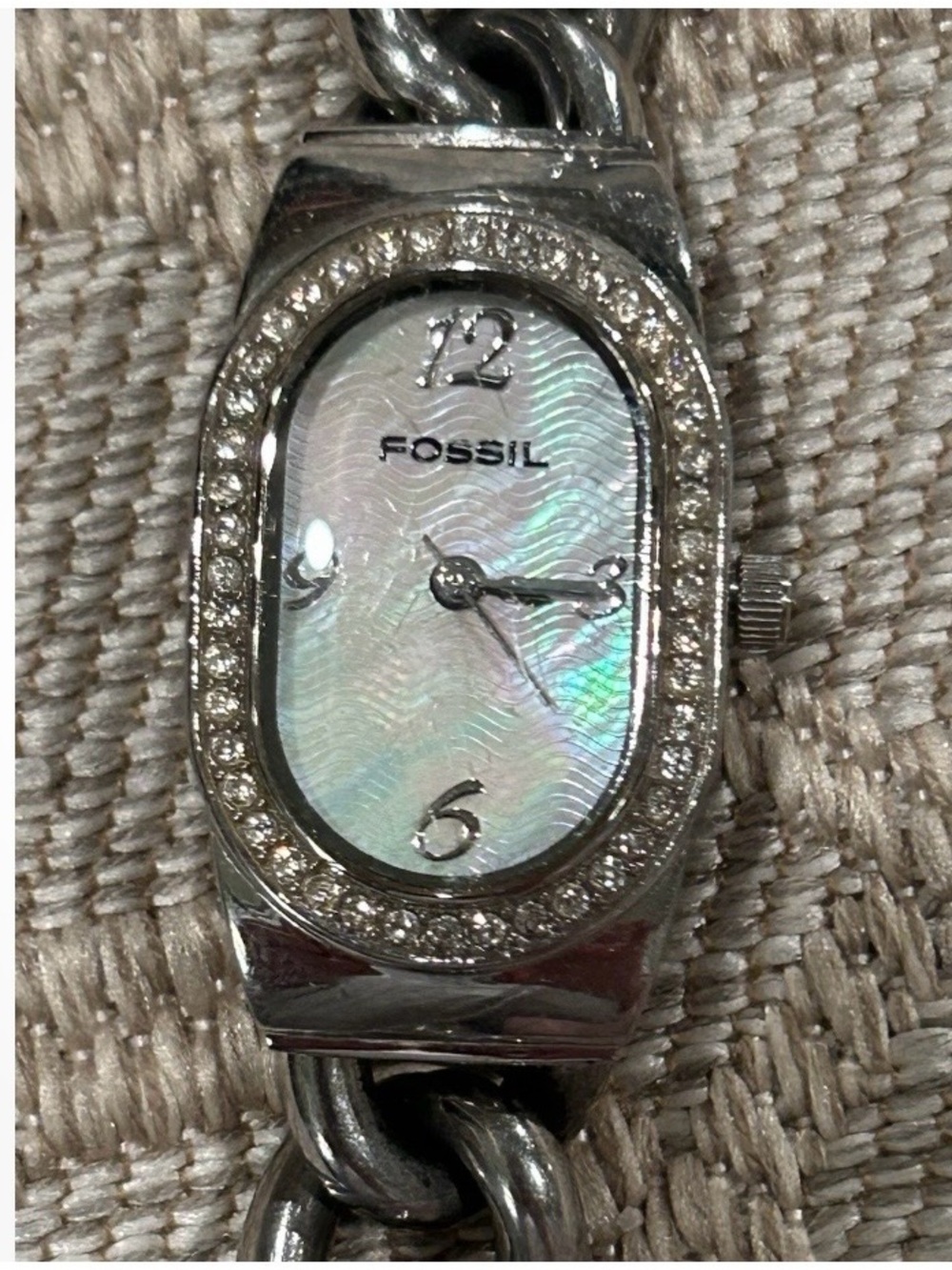 Marvelous Women’s Fossil Bracelet Style Watch with Mother of Pearl Face